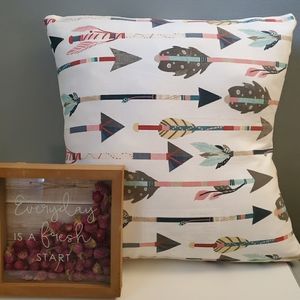 Arrows Away! Homemade 20x20Decorative Pillow Cover
